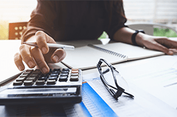 Le DEI d’un marché public contesté en référé précontractuel